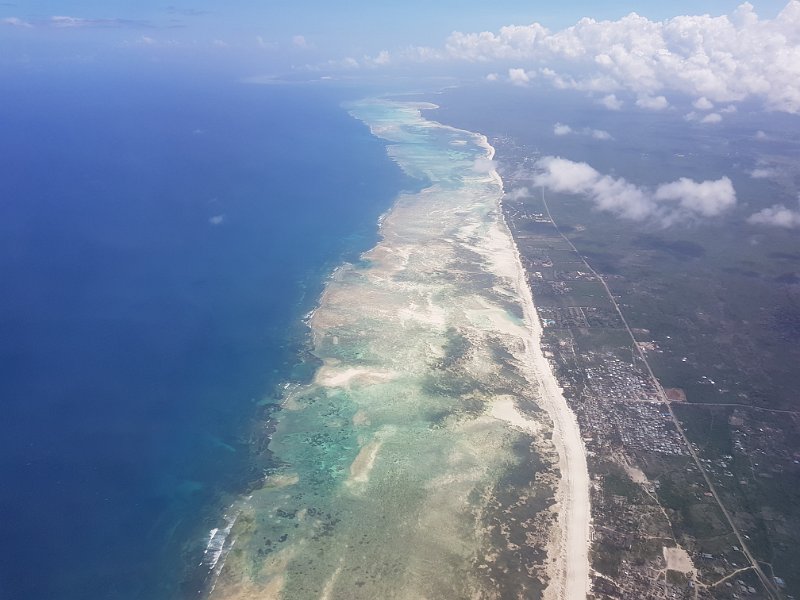 20181109_111801.jpg - first view of zanzibars coast