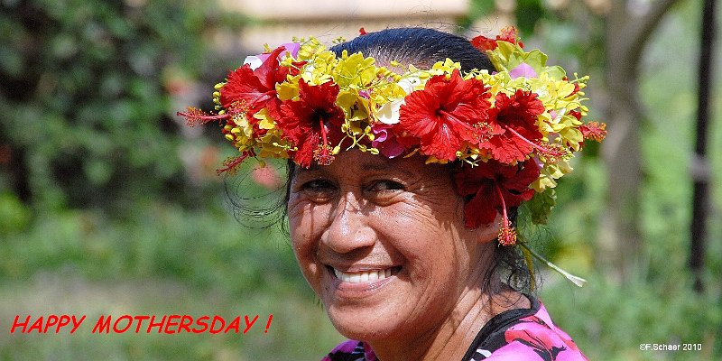 Horizonte 256.jpg - made 2010 on the Island of Fatu Hiva, showing the happyface of a polynesian Mother, splendid decorated for the festivity.   click here for Google Maps View   Position (Google Earth): S 10°30'45" / W 138°41'07" elevation: 5m Camera: Nikon D200, Zoom at 200mmGreetings and HAPPY MOTHERSDAY !