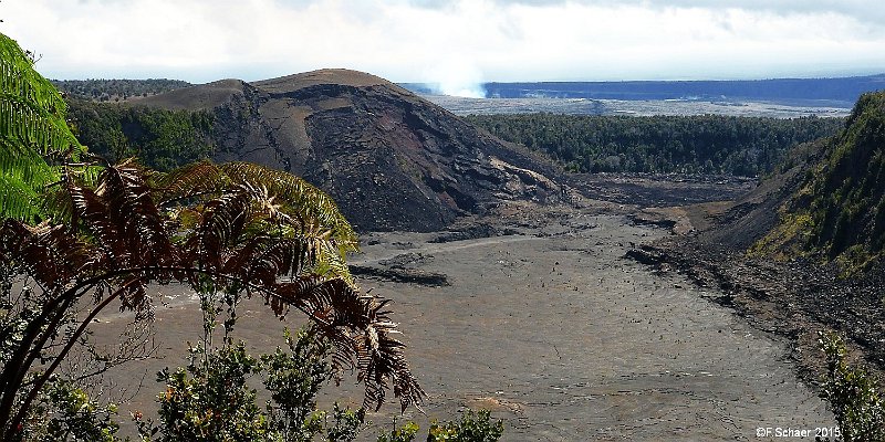 Horizonte 293.jpg - shows the Kilauea-Iki-Trail, seen from the crater-rimof the permanent active Kilauea-Volcano on Big Island, Hawaii.This 4 miles / 6,5 km trail starts at the rim and crosses the oldLava-lake from the 1959-eruption of this volcanoe. Some stillacive fumaroles could be seen along this trail. The smoke in thebackground rises up from the active Halema'uma'u-Crater, 5km away.   click here for Google Maps View   Position (Camera): N 19°24'58"/W 155°14'37", elev. 1110m/3650ftCamera: Panasonic Lumix TZ41, date 04/06/2015