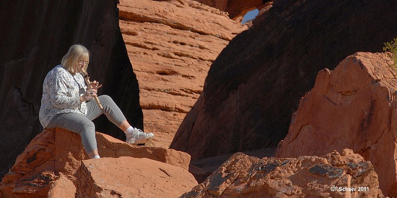 Horizonte 466.jpg - "Music on the Rocks" I made during a long stay on Arch Rock-Campground in Valley of Fire-State Park. NevadaPosition: N 36°25'05"/W 114°33'48", Date: 05/11/2011, Camera Nikon D200