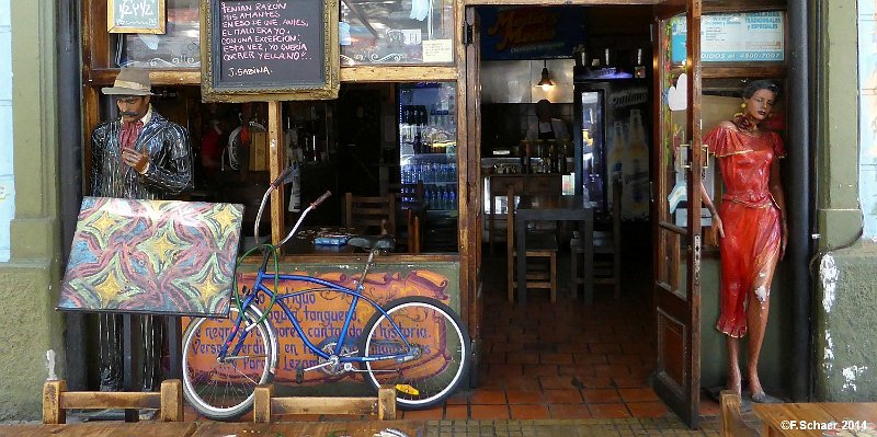 Horizonte 585.jpg - the entrance of a typical Bar in La Boca, the Entertainement-District in Buenos Aires, Capital of Argentina.Position: not recorded, Date: 10.January 2014, Camera Panasonic TZ41