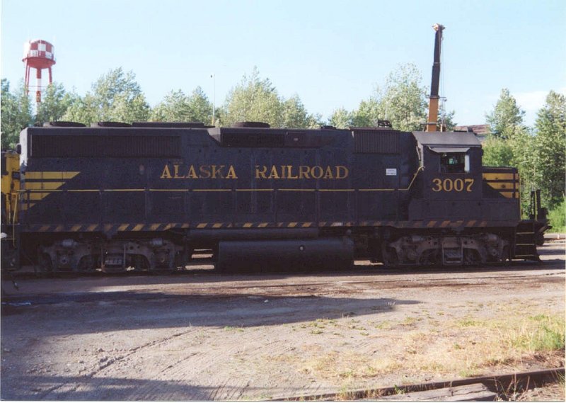 ARR3007_1.jpg - gp40-2 #3007, still in service in 2013