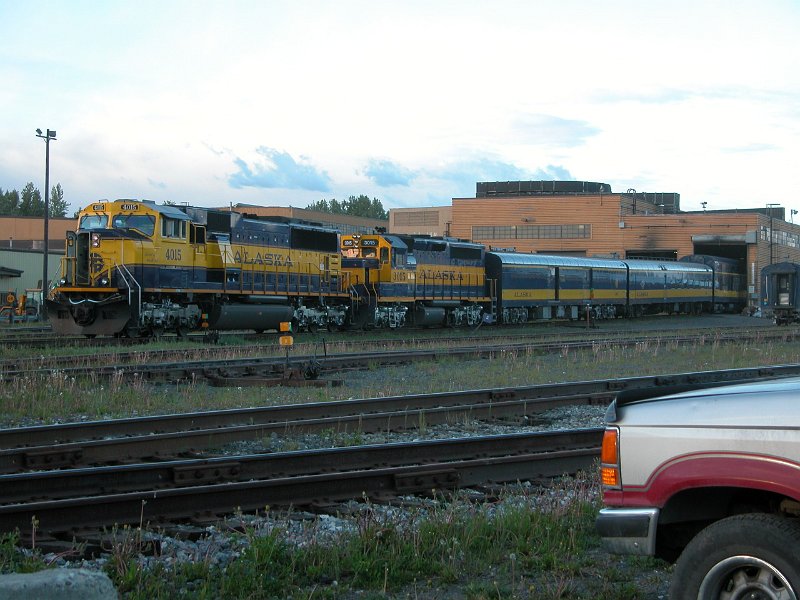 ARR4015_5.jpg - sd70mac #4015, still in service in 2013