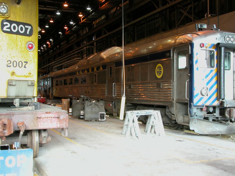 ARR702_1.jpg - budd rdc-3 in the anchorage shops