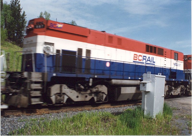 BCR587_1.jpg