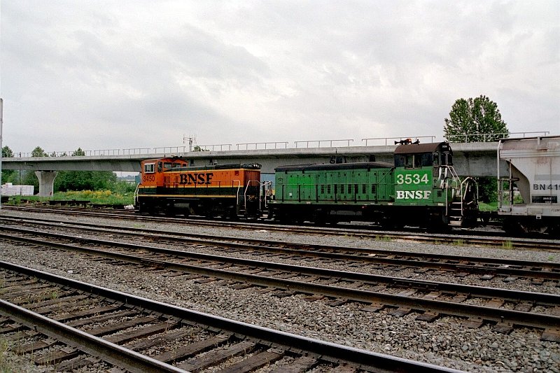 BNSF3534_2.jpg
