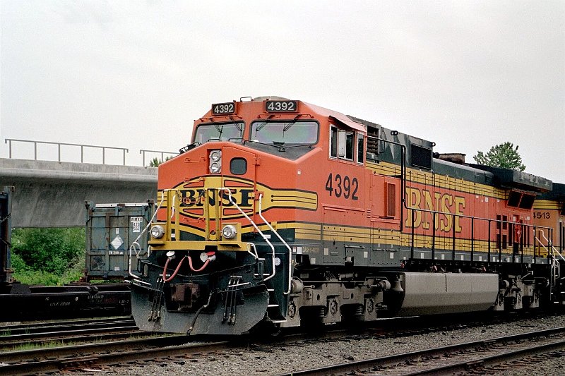 BNSF4392_5.jpg