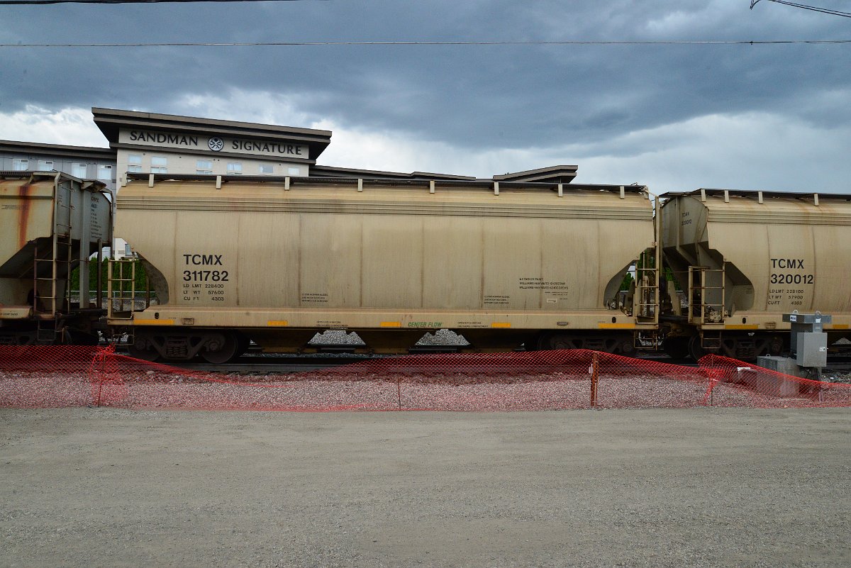 DSC_4002.JPG