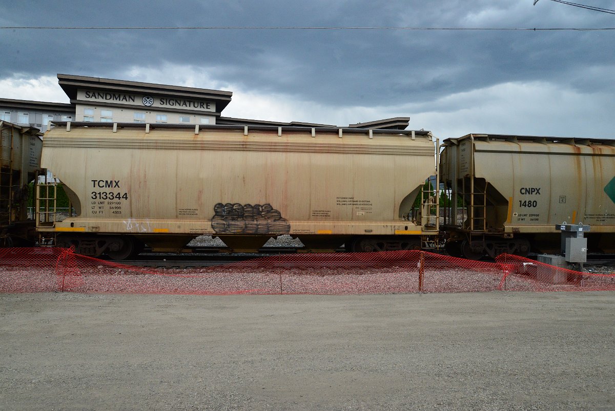 DSC_4020.JPG