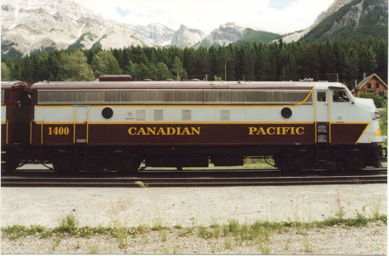 CP1400_1.jpg