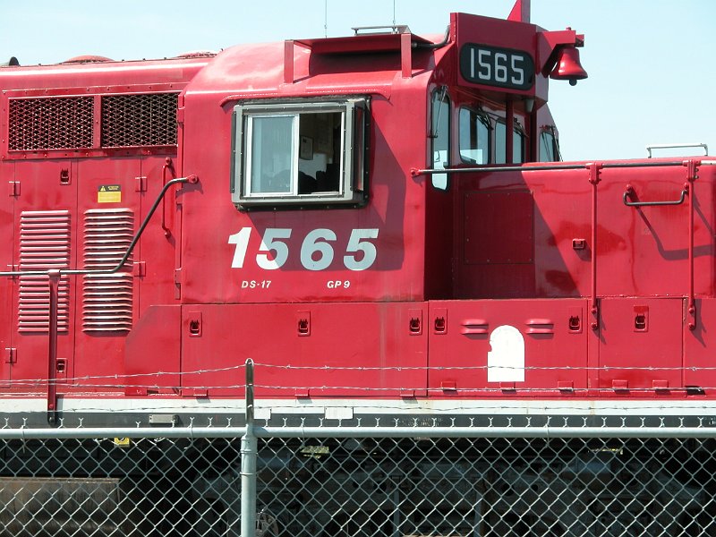 CP1565_2.jpg