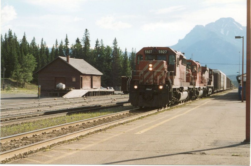 CP5927_1.jpg