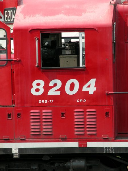 CP8204_3.jpg