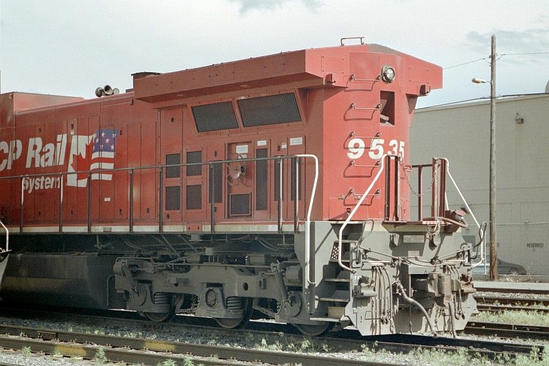 CP9535_1.jpg