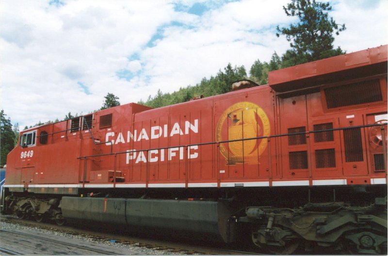CP9649_2.jpg