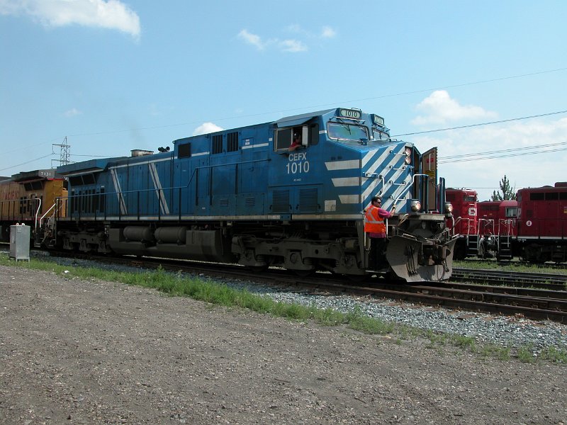 CEFX1010_3.jpg