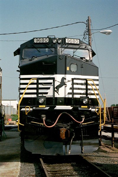 NS9680_1.jpg