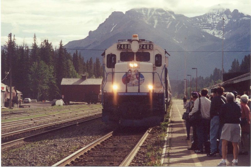 RMR7488_1.jpg
