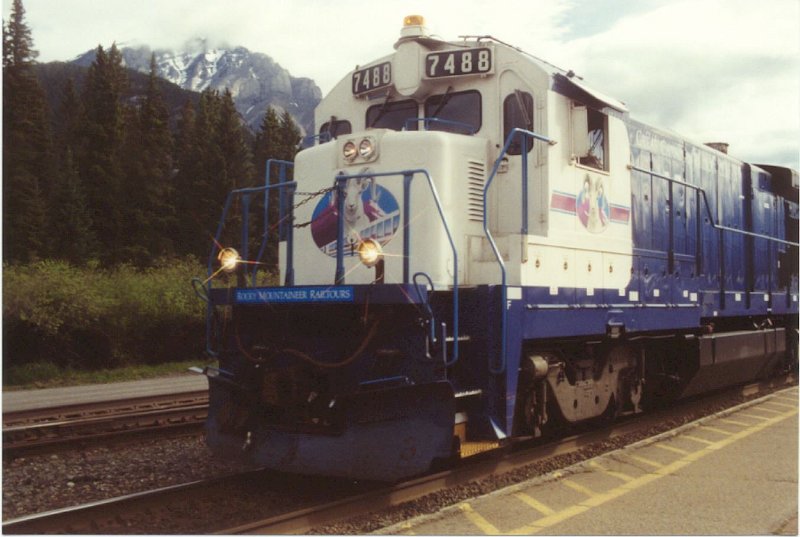 RMR7488_3.jpg