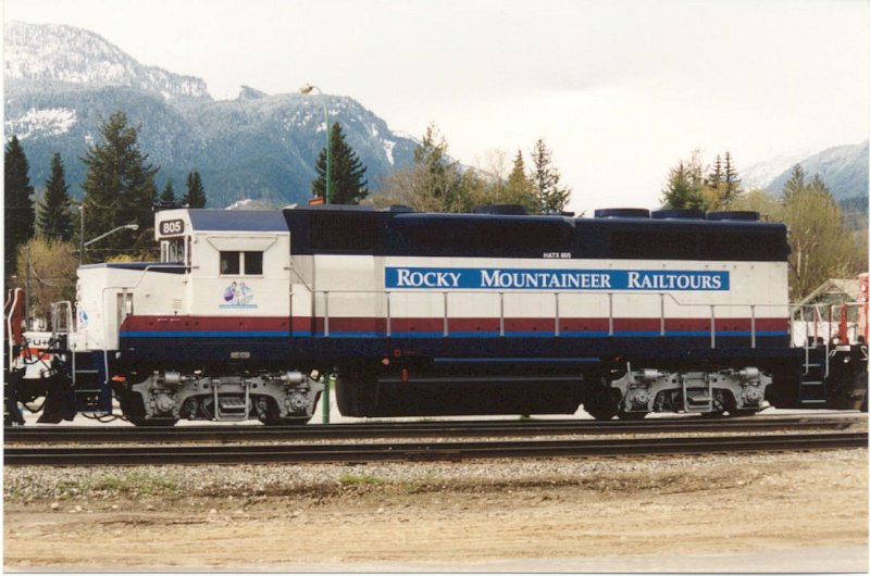 RMR805_1.jpg