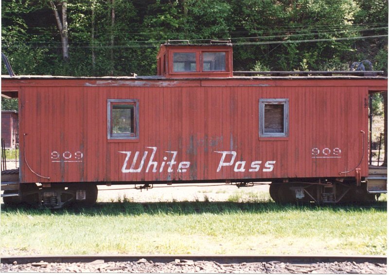 WPYRR909_2.jpg